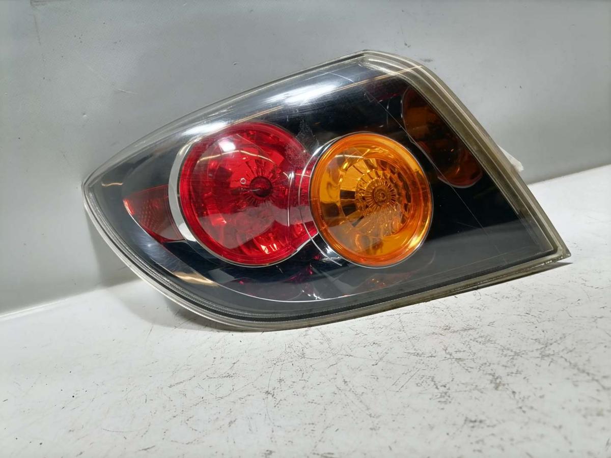 Mazda 3 BK original R&uuml;cklicht R&uuml;ckleuchte links Flie&szlig;heck Vorfacelift BJ05